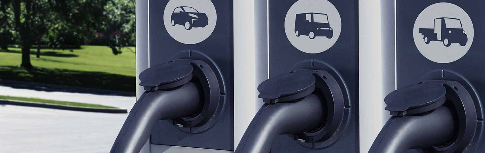 Air conditioning and heating for electric cars