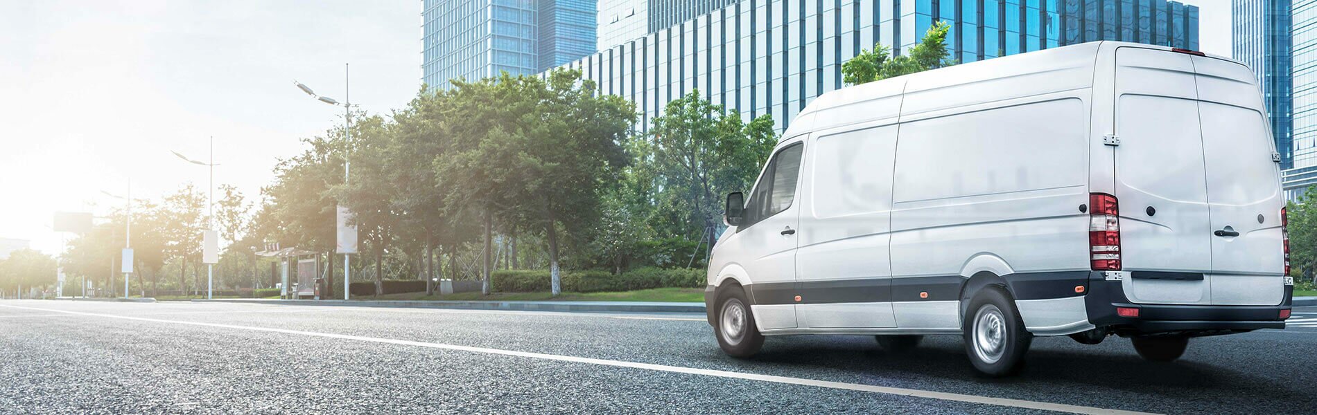 Rooftop-mounted and split air conditioning systems for vans